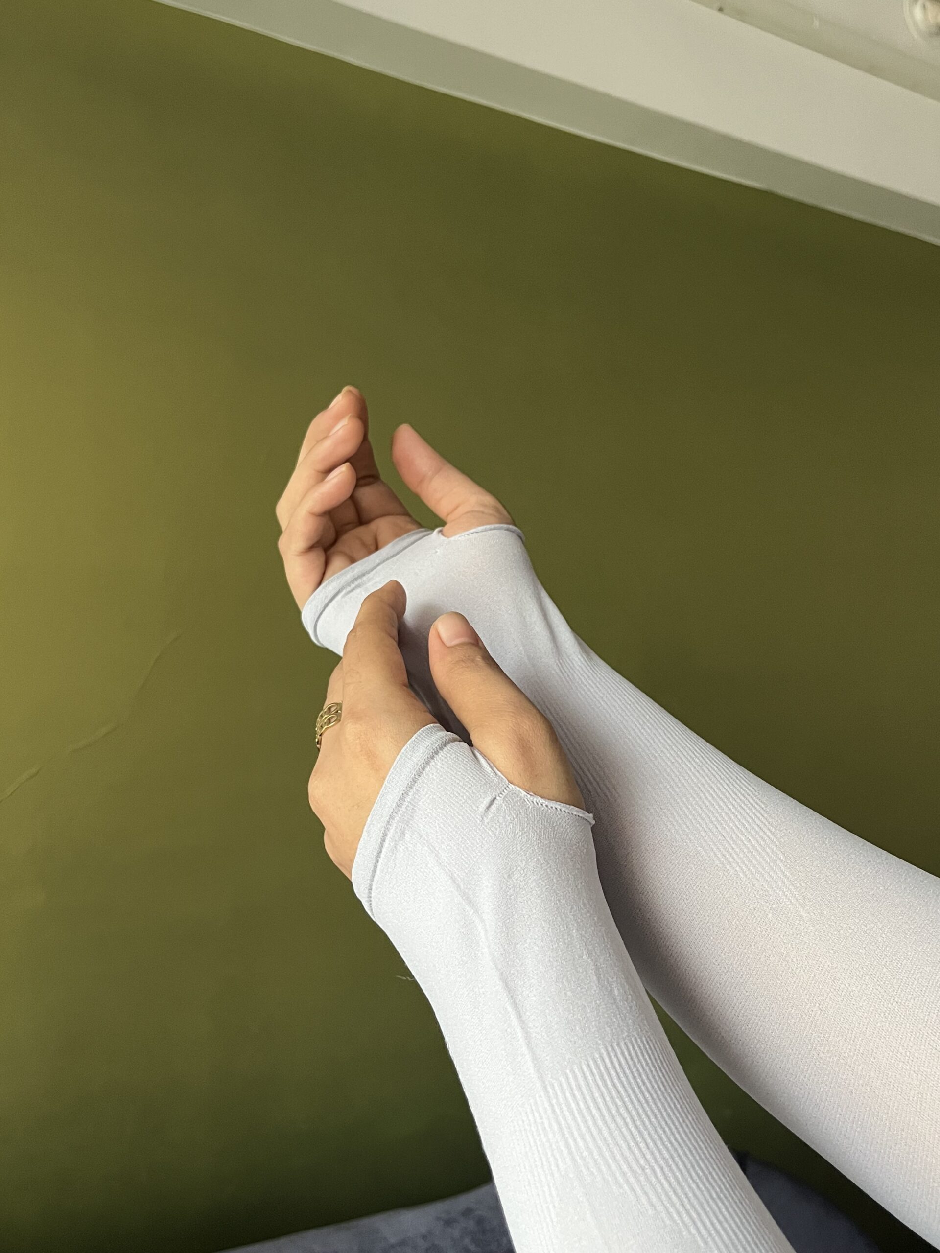 UV Protection Sleeves (unisex) - Image 3