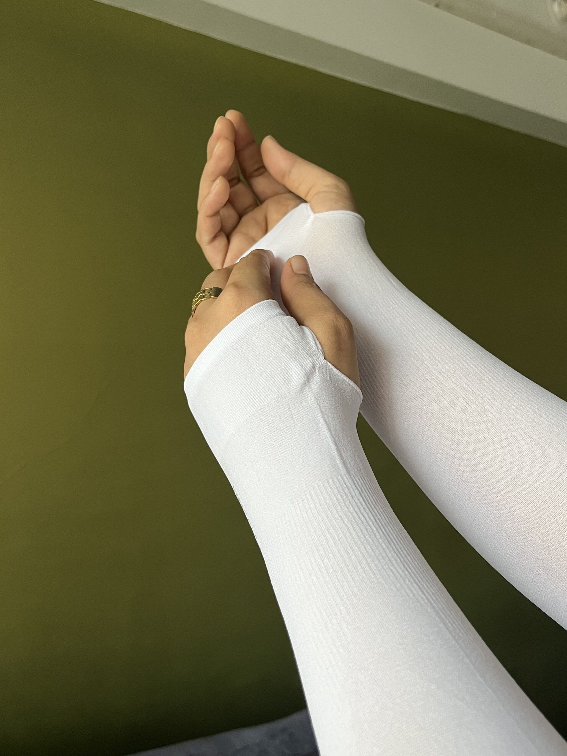 UV Protection Sleeves (unisex) - Image 4