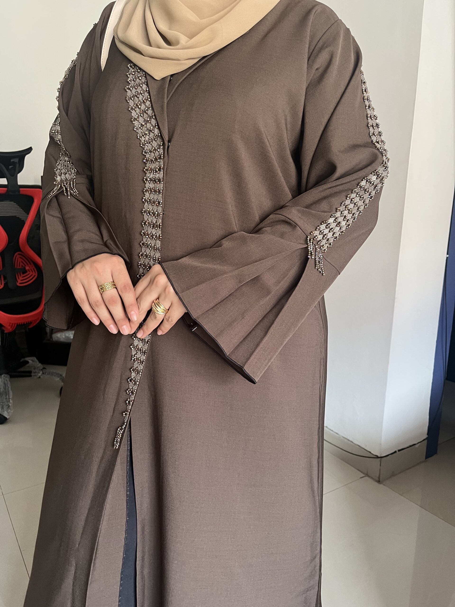 Premium DXB Handwork Abaya - Image 7